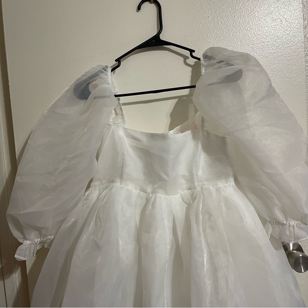 Selkie Ivory Puff Dress (M) - Picture 11 of 16